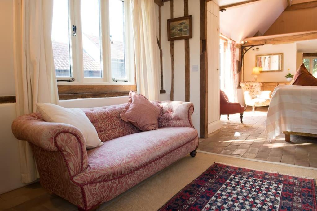 Bromans Barn A Beautiful Cottage By The Sea And Cudmore Nature Reserve 西默西 外观 照片